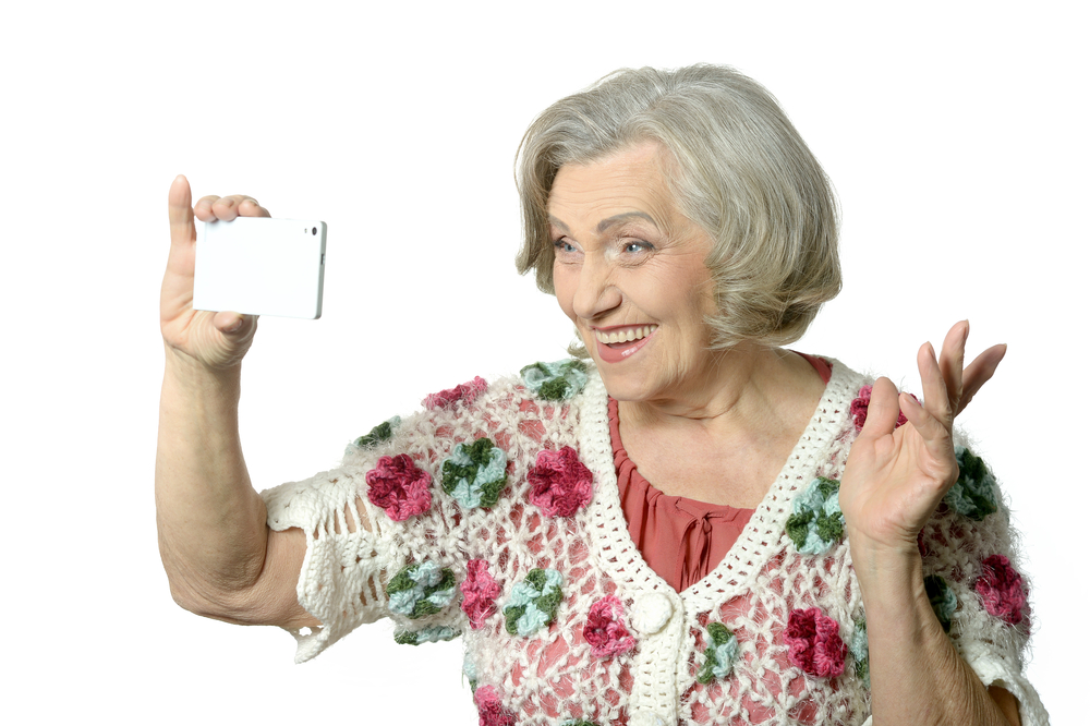 mature woman, selfie.jpg
